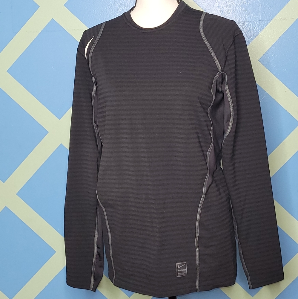Nike Pro Men's training Shirt